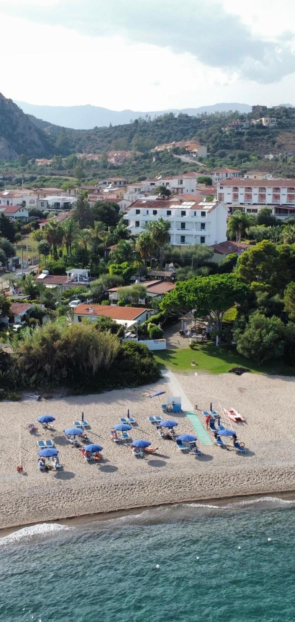 Hotel Mediterraneo Santa Maria Navarrese Kültér fotó