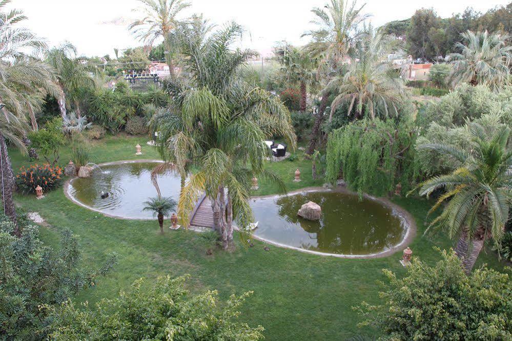 Hotel Mediterraneo Santa Maria Navarrese Kültér fotó